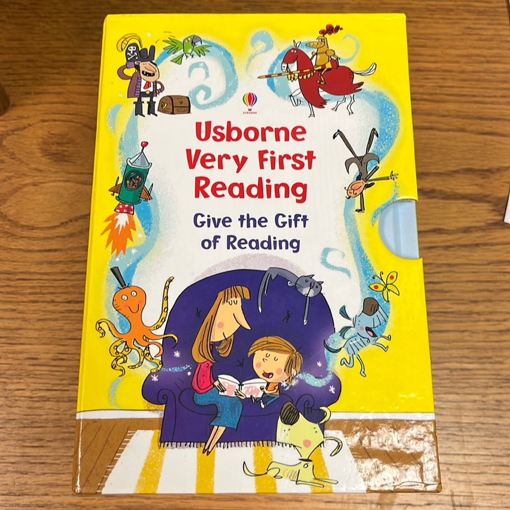 Usborne Very First Reading Set -decodable- New!